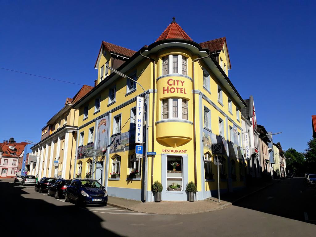 City Hotel Шопфхайм Екстериор снимка