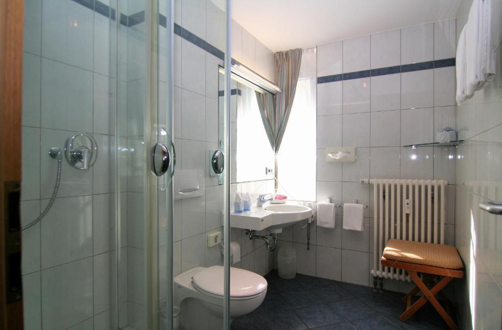 City Hotel Шопфхайм Стая снимка